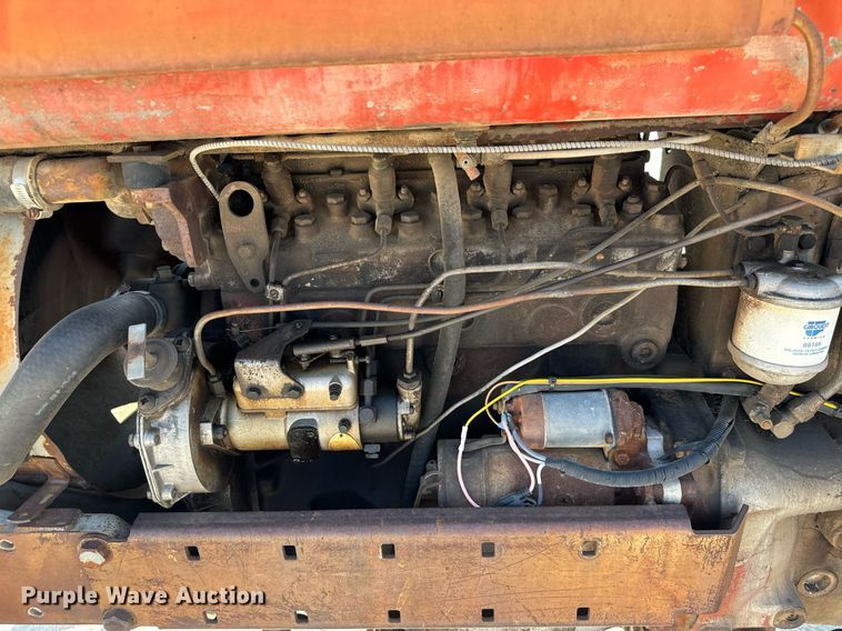 image for item IE9109 1973 Massey Ferguson 180 tractor