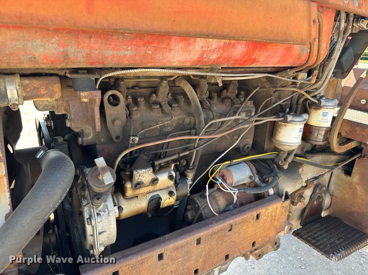 image for item IE9109 1973 Massey Ferguson 180 tractor