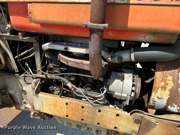 image for item IE9109 1973 Massey Ferguson 180 tractor