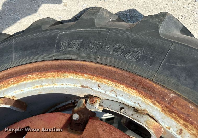 image for item IE9109 1973 Massey Ferguson 180 tractor