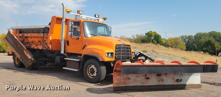 image for item JO9377 2012 Freightliner 114SD dump truck