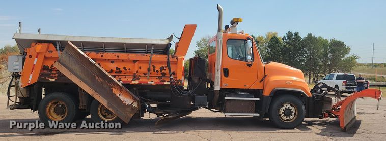 image for item JO9377 2012 Freightliner 114SD dump truck