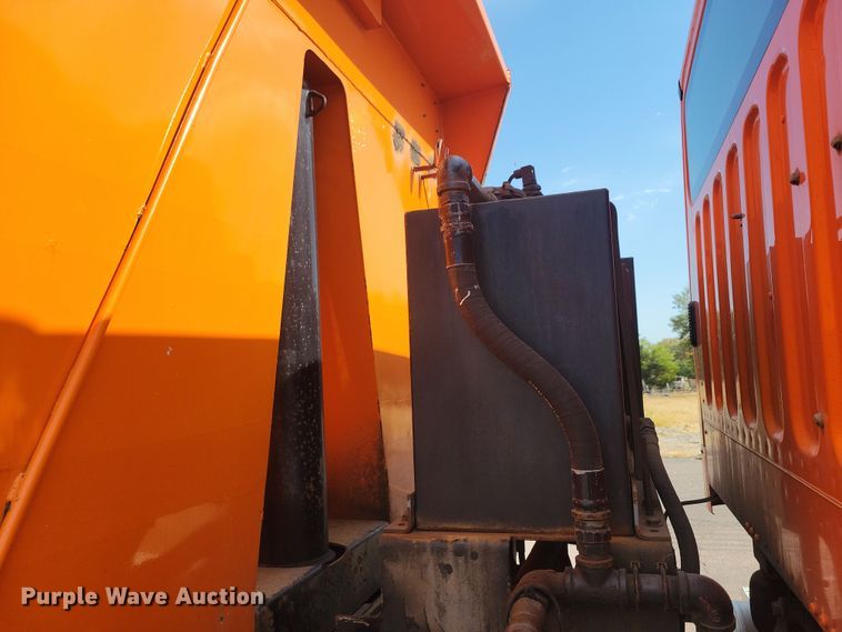 image for item JO9377 2012 Freightliner 114SD dump truck