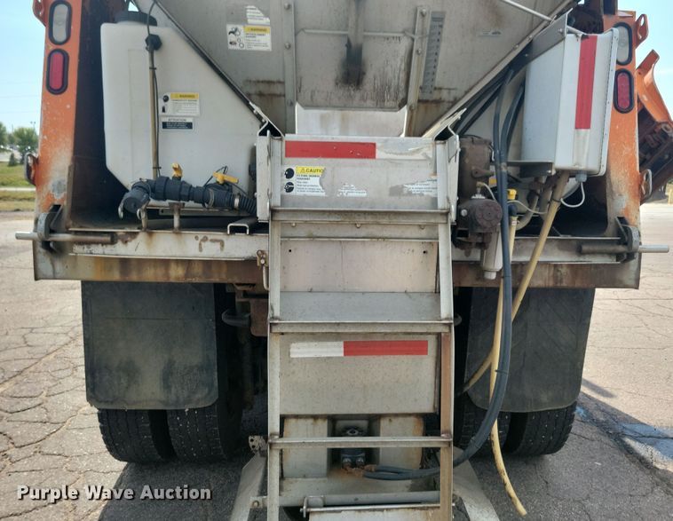 image for item JO9377 2012 Freightliner 114SD dump truck