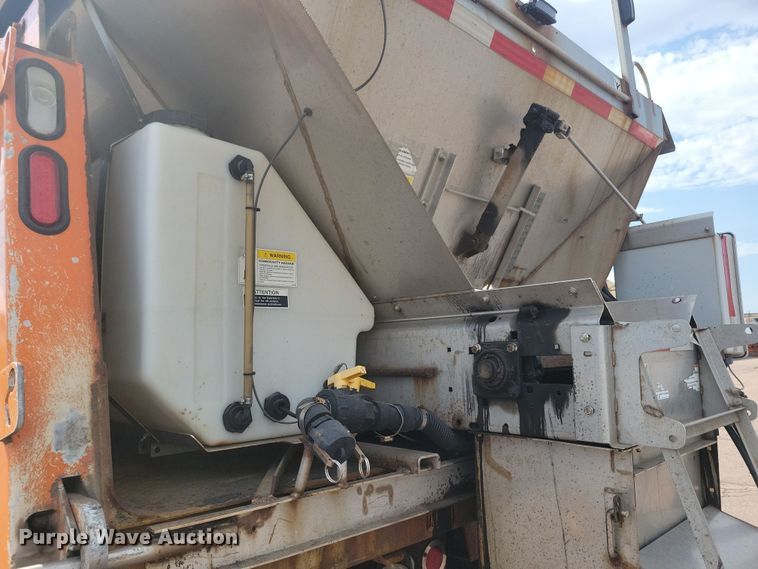 image for item JO9377 2012 Freightliner 114SD dump truck