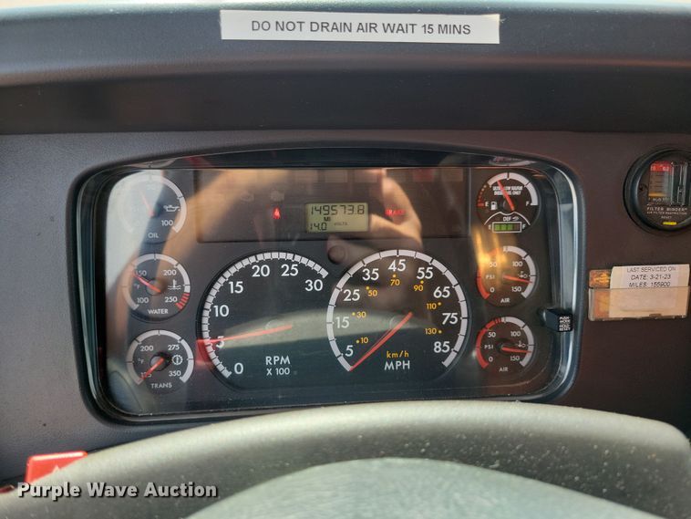 image for item JO9377 2012 Freightliner 114SD dump truck