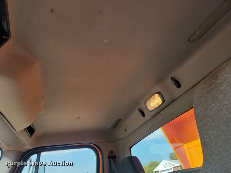 image for item JO9377 2012 Freightliner 114SD dump truck