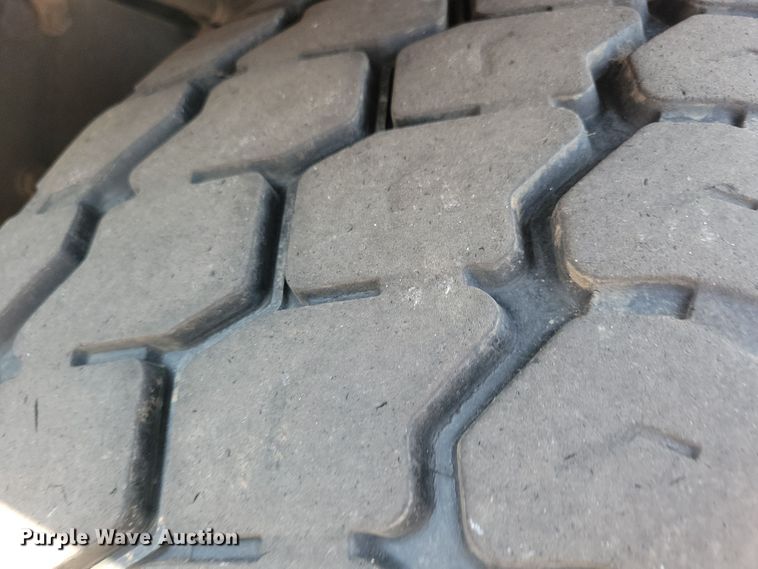 image for item JO9377 2012 Freightliner 114SD dump truck