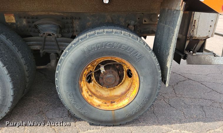 image for item JO9377 2012 Freightliner 114SD dump truck