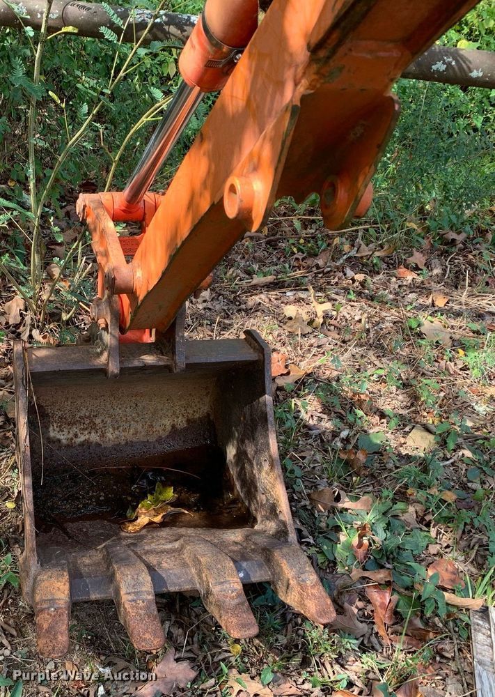 image for item JT9743 Kubota  BH77 backhoe attachment