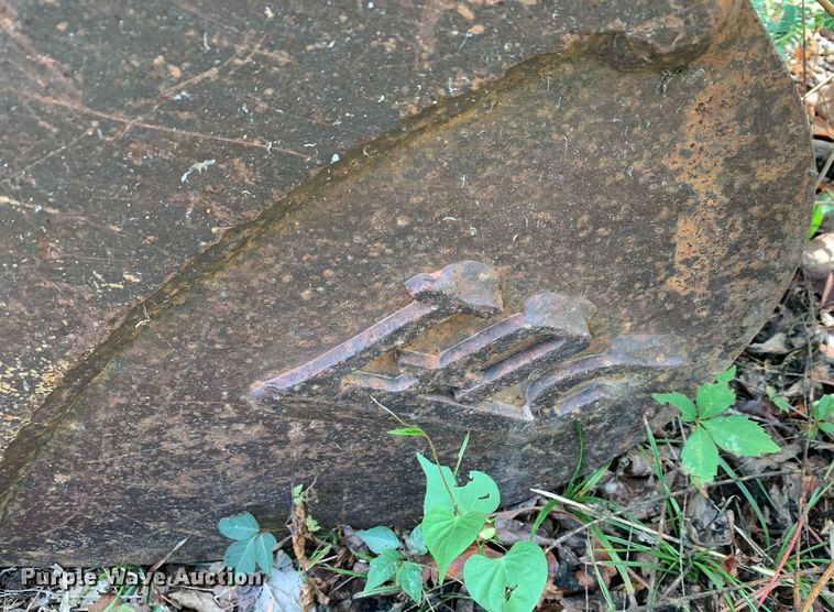 image for item JT9743 Kubota  BH77 backhoe attachment