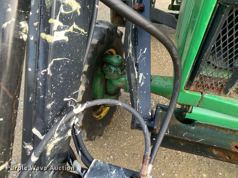 image for item JT9751 1984 John Deere 950 MFWD tractor