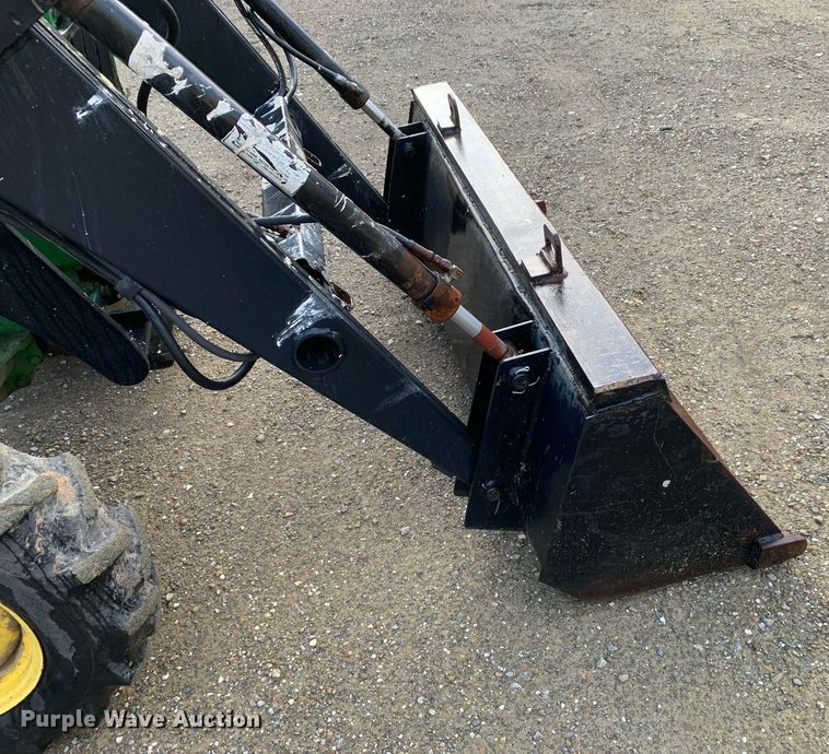 image for item JT9751 1984 John Deere 950 MFWD tractor