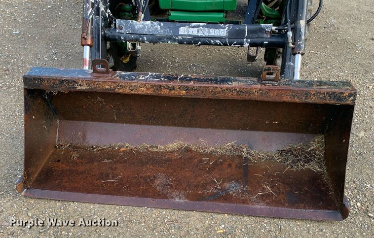 image for item JT9751 1984 John Deere 950 MFWD tractor