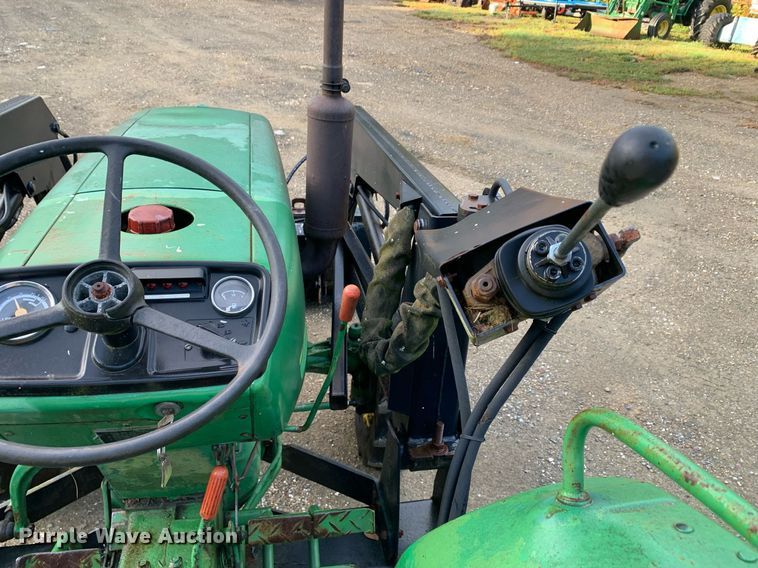 image for item JT9751 1984 John Deere 950 MFWD tractor