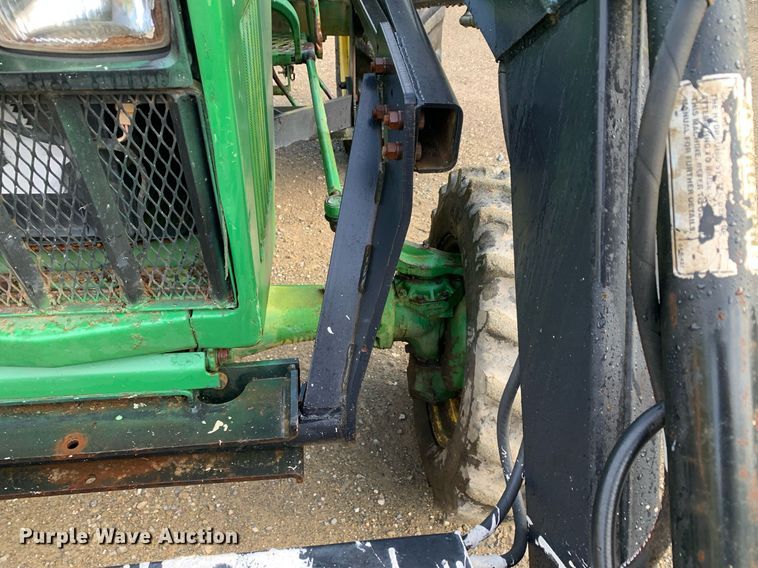 image for item JT9751 1984 John Deere 950 MFWD tractor