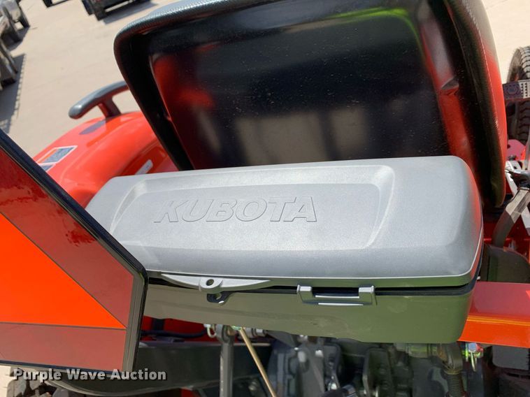 image for item JT9771 2019 Kubota  L2501D HST MFWD tractor