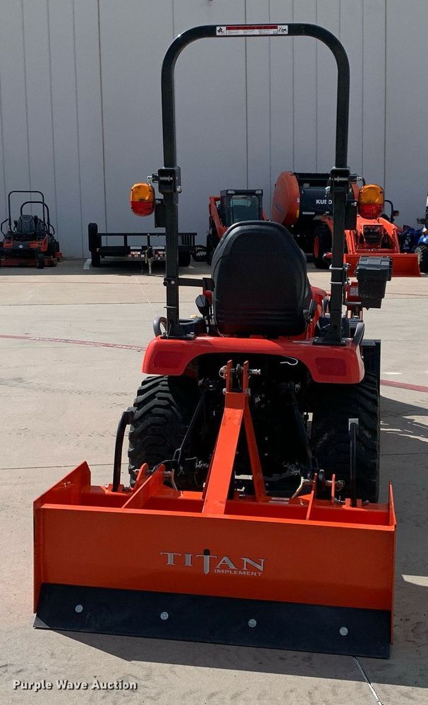 image for item JT9774 Kioti CS2520 MFWD tractor