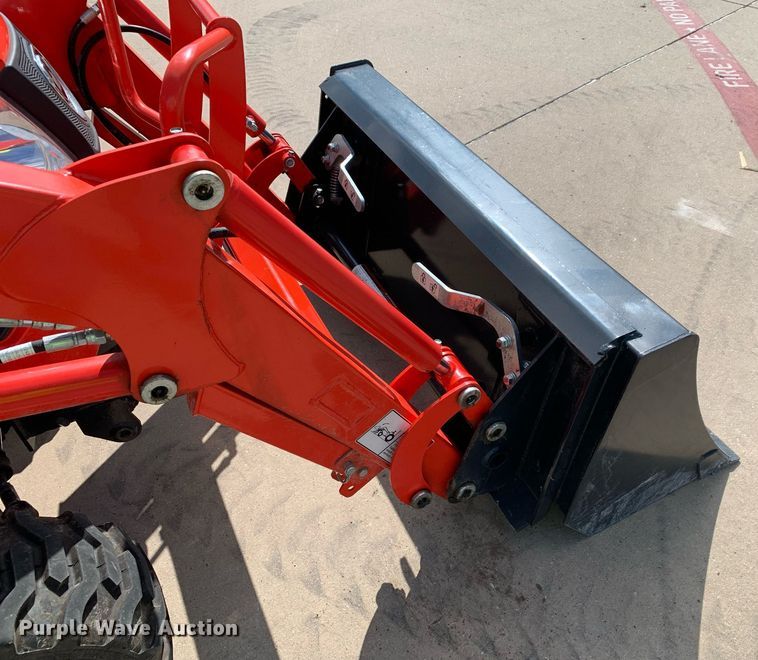 image for item JT9774 Kioti CS2520 MFWD tractor