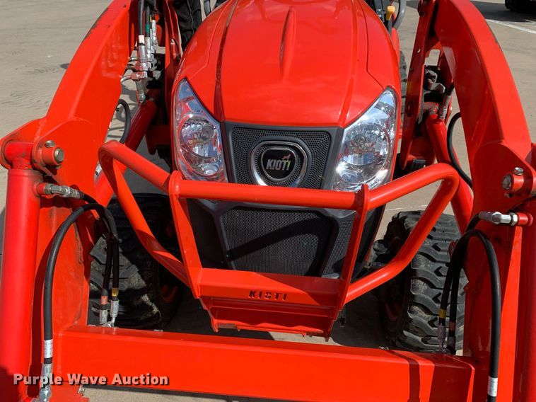 image for item JT9774 Kioti CS2520 MFWD tractor