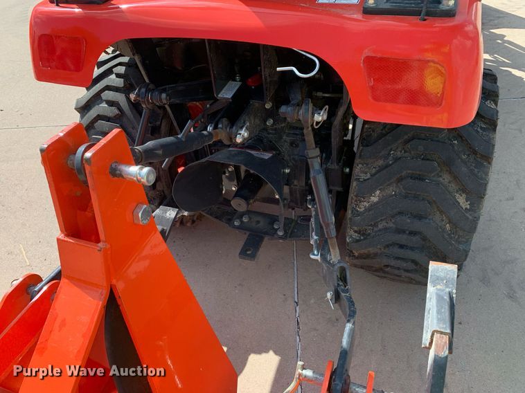 image for item JT9774 Kioti CS2520 MFWD tractor