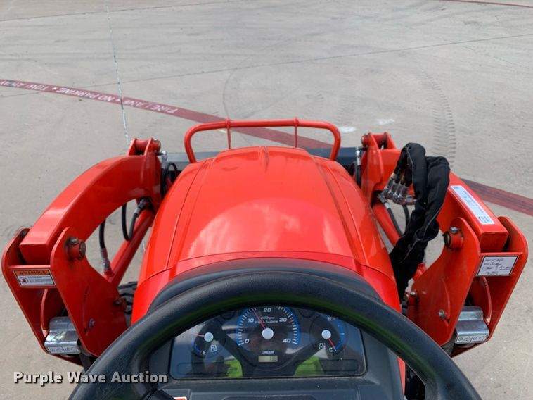 image for item JT9774 Kioti CS2520 MFWD tractor