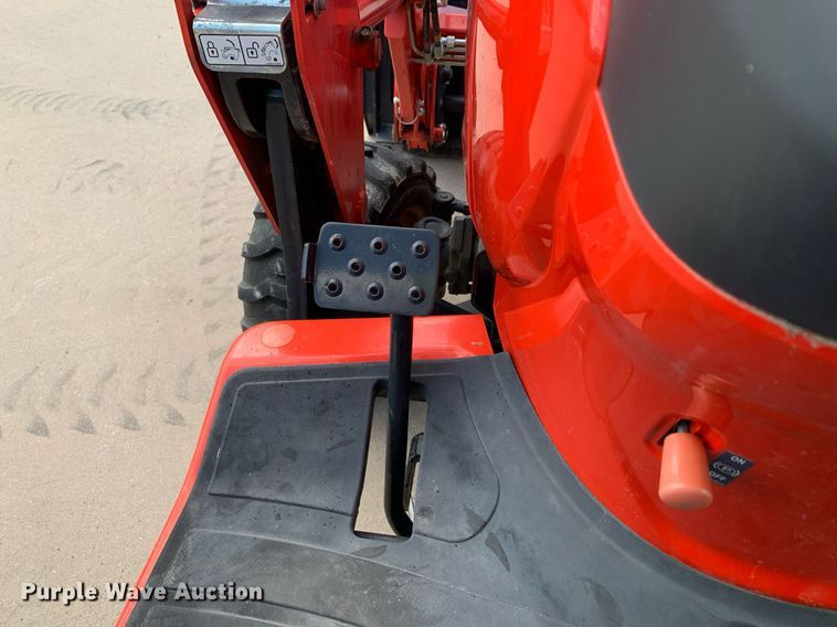 image for item JT9774 Kioti CS2520 MFWD tractor