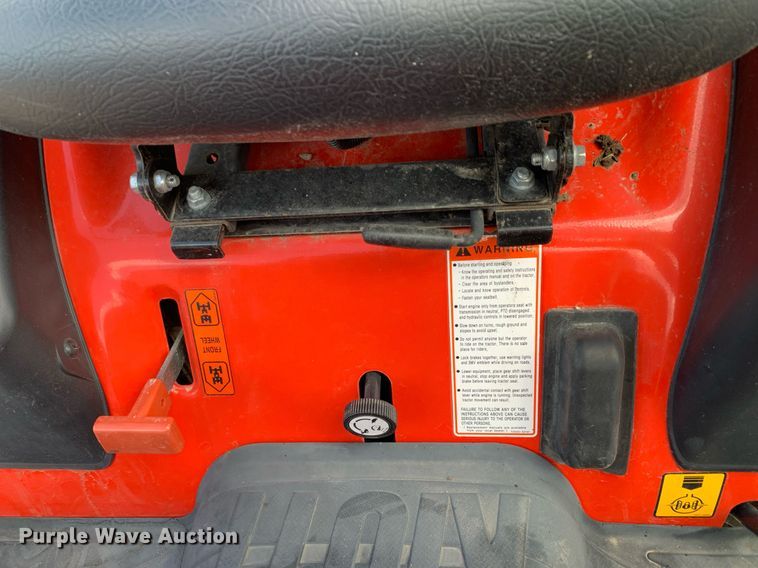 image for item JT9774 Kioti CS2520 MFWD tractor