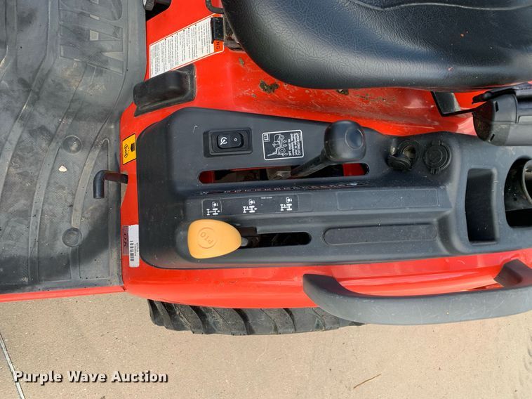 image for item JT9774 Kioti CS2520 MFWD tractor