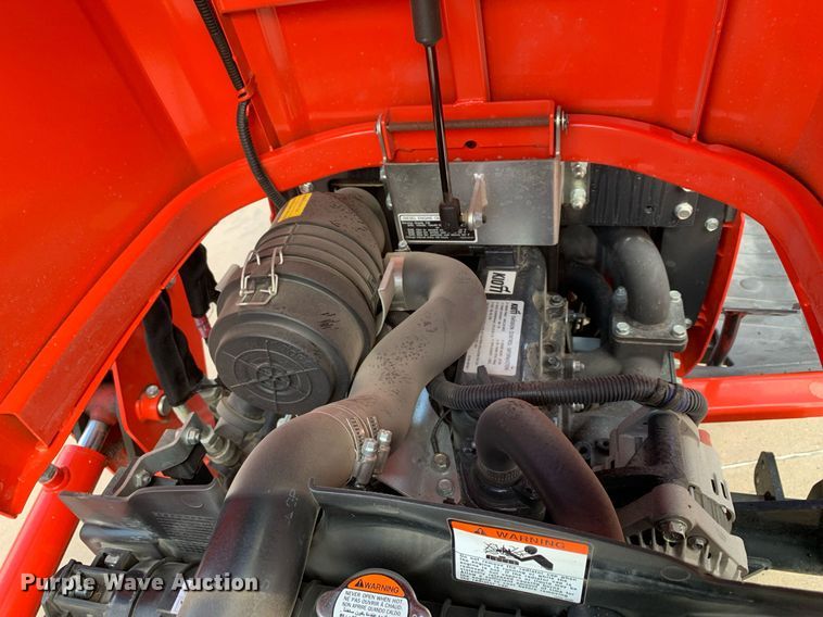 image for item JT9774 Kioti CS2520 MFWD tractor