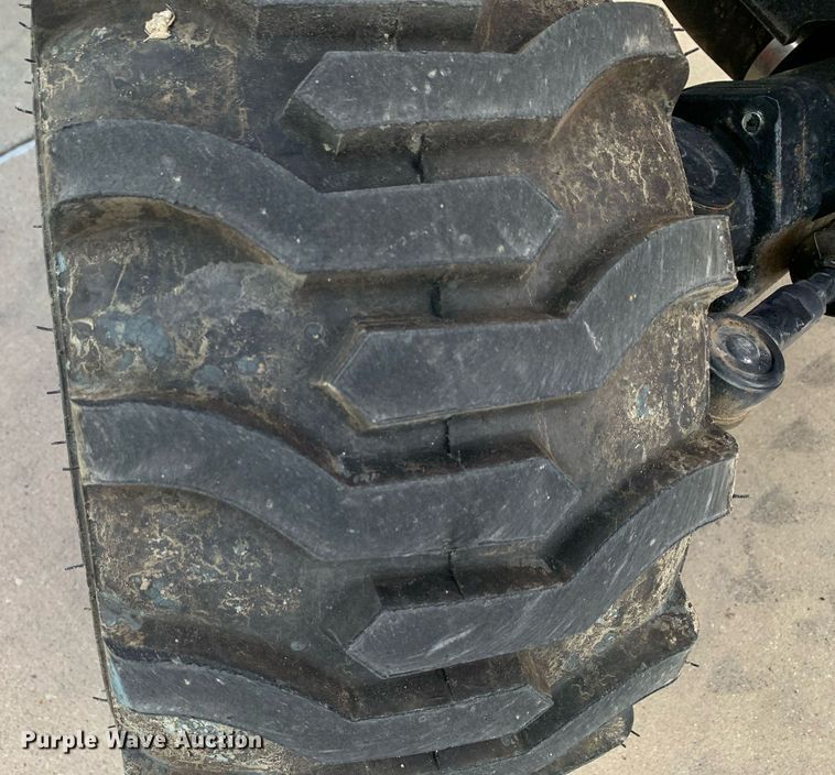 image for item JT9774 Kioti CS2520 MFWD tractor