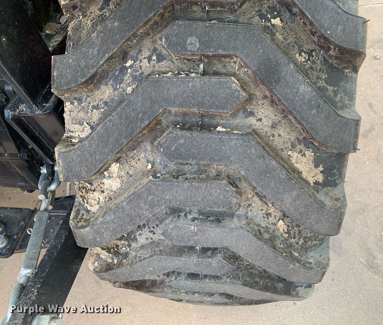 image for item JT9774 Kioti CS2520 MFWD tractor