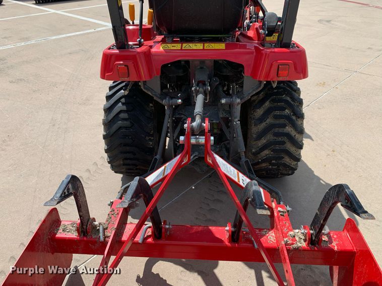 image for item JT9776 2022 Massey Ferguson GC1725 MFWD tractor