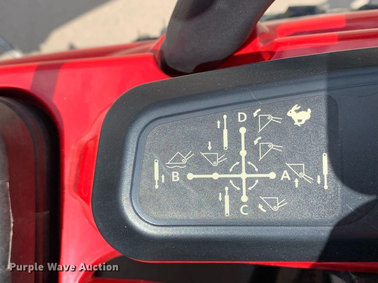 image for item JT9776 2022 Massey Ferguson GC1725 MFWD tractor