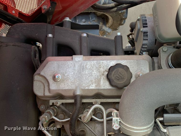 image for item JT9776 2022 Massey Ferguson GC1725 MFWD tractor