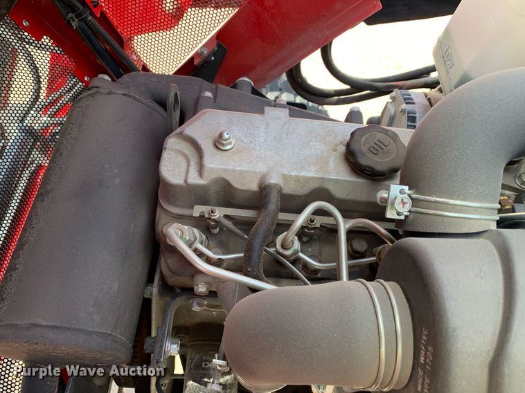 image for item JT9776 2022 Massey Ferguson GC1725 MFWD tractor