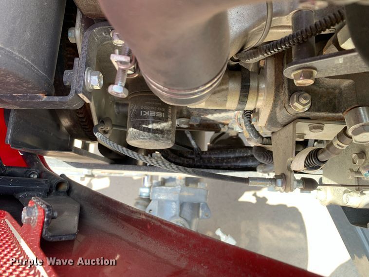 image for item JT9776 2022 Massey Ferguson GC1725 MFWD tractor