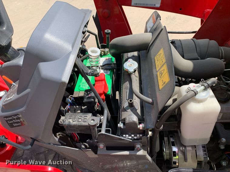 image for item JT9776 2022 Massey Ferguson GC1725 MFWD tractor