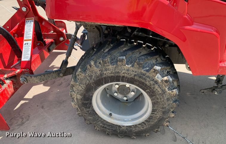 image for item JT9776 2022 Massey Ferguson GC1725 MFWD tractor