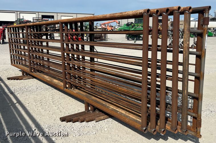 image for item LC9177 (6) 24' L livestock panels 