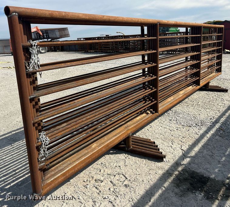 image for item LC9177 (6) 24' L livestock panels 