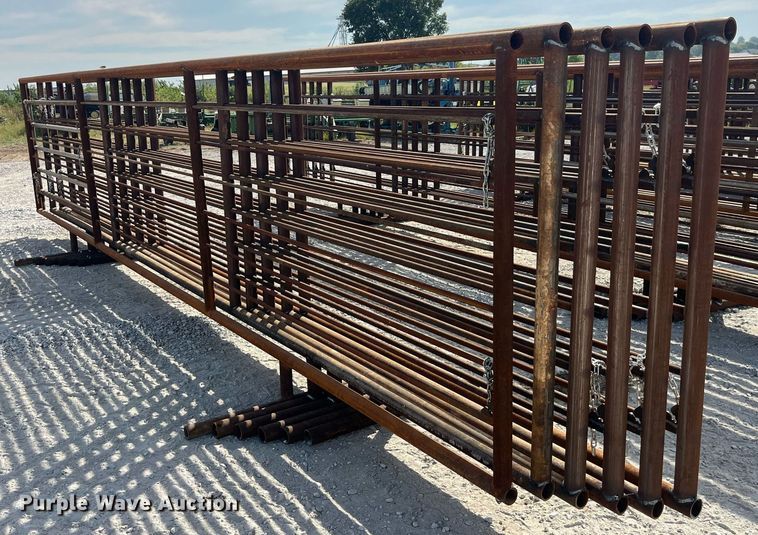 image for item LC9177 (6) 24' L livestock panels 