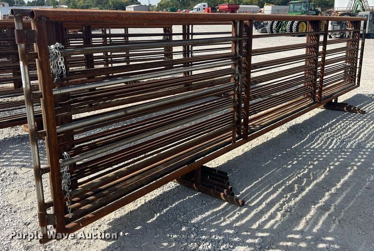 image for item LC9177 (6) 24' L livestock panels 