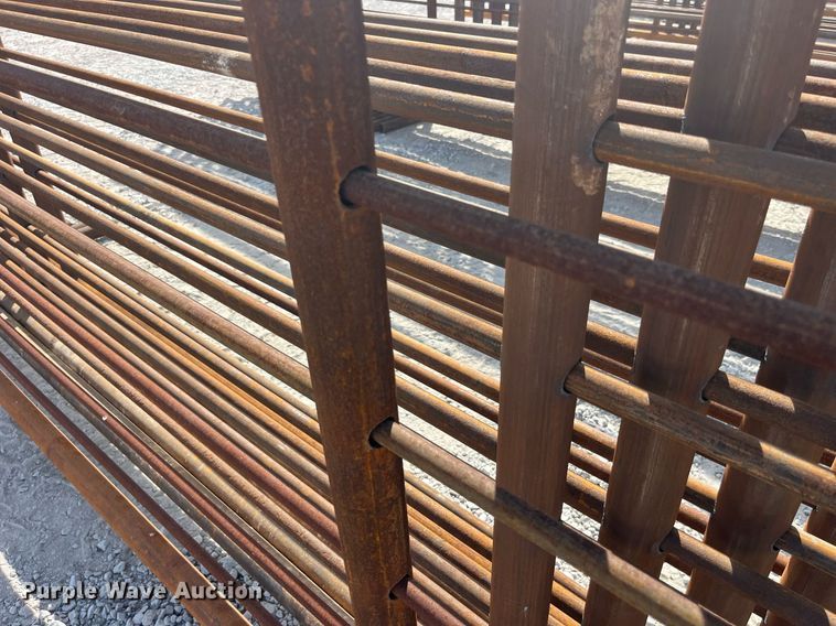 image for item LC9177 (6) 24' L livestock panels 