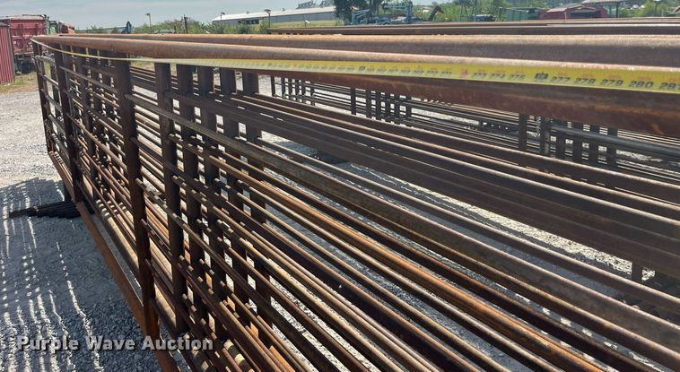 image for item LC9177 (6) 24' L livestock panels 