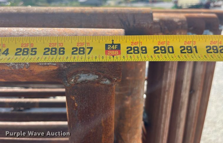 image for item LC9177 (6) 24' L livestock panels 