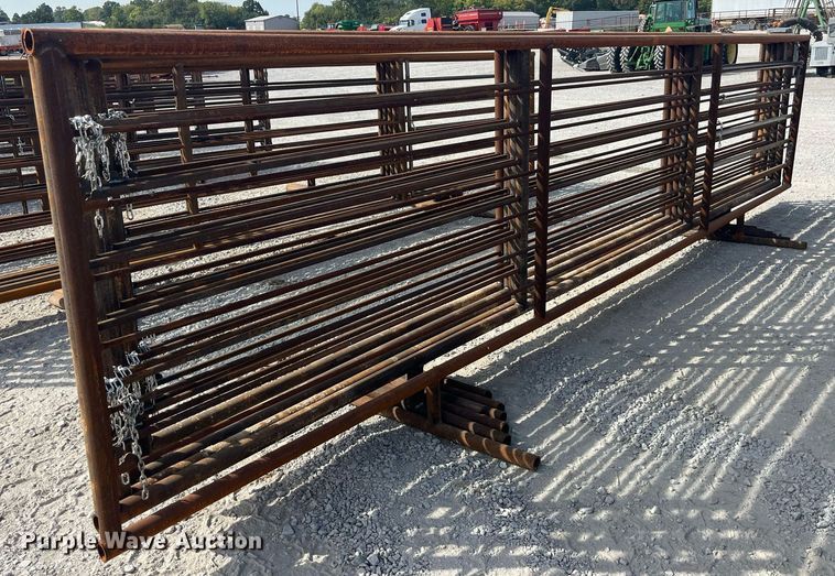 image for item LC9178 (6) 24' L livestock panels 