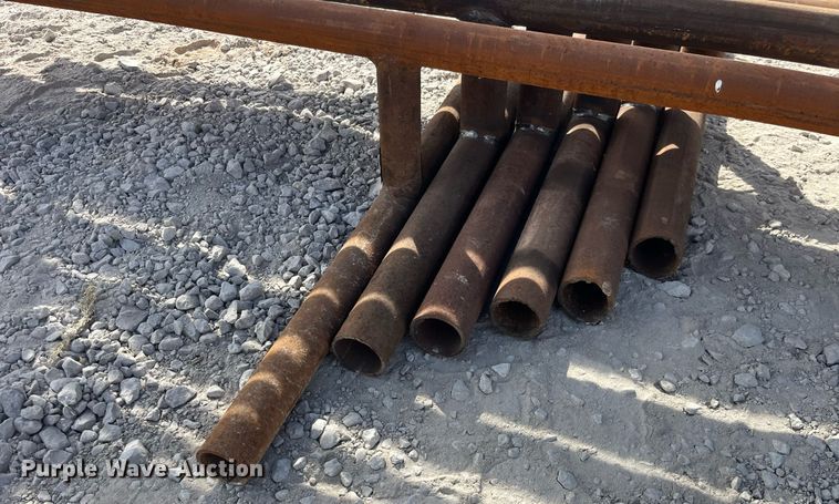 image for item LC9178 (6) 24' L livestock panels 