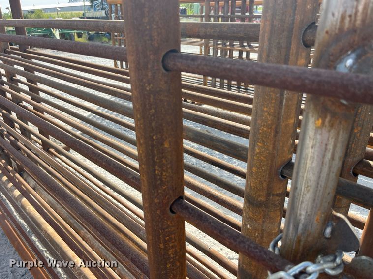 image for item LC9178 (6) 24' L livestock panels 