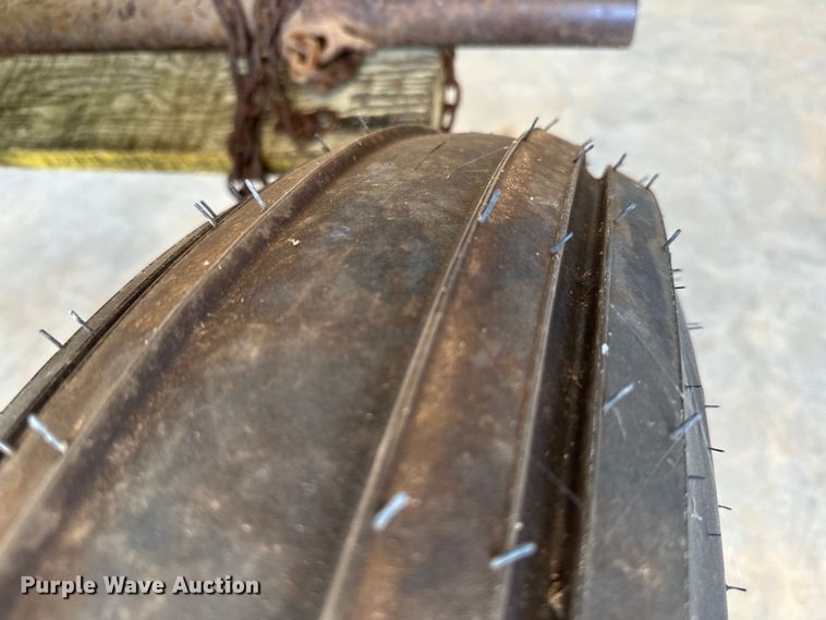 image for item NQ9747 John Deere  E0DRB grain drill